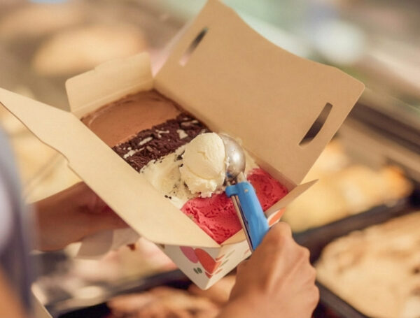 Relanzamiento del pote biodegradable para helados con nuevas prestaciones: diseños impresos y estructura térmica 